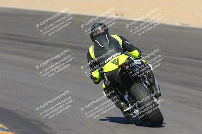 media/Nov-06-2022-SoCal Trackdays (Sun) [[208d2ccc26]]/Turn 10 Backside (1030am)/